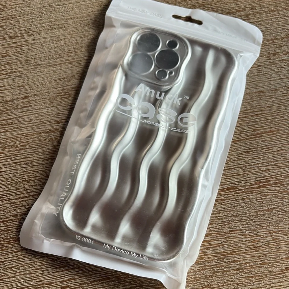 iPhone 13 MAX Silver Wave Pattern phone Case water ripple thin lightweight